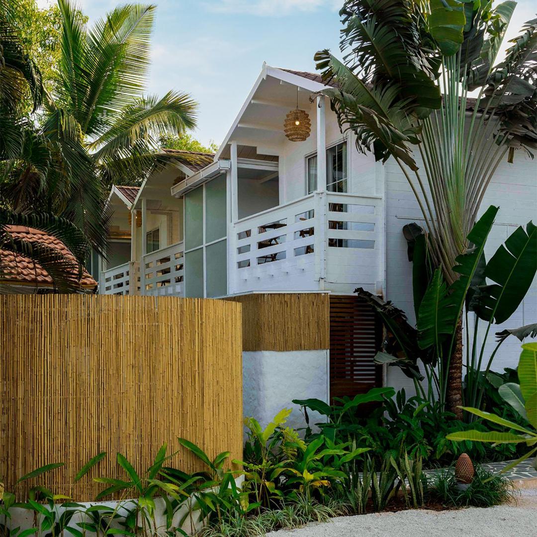 Hotel Azora By Ayatana, Goa Morjim Exterior foto