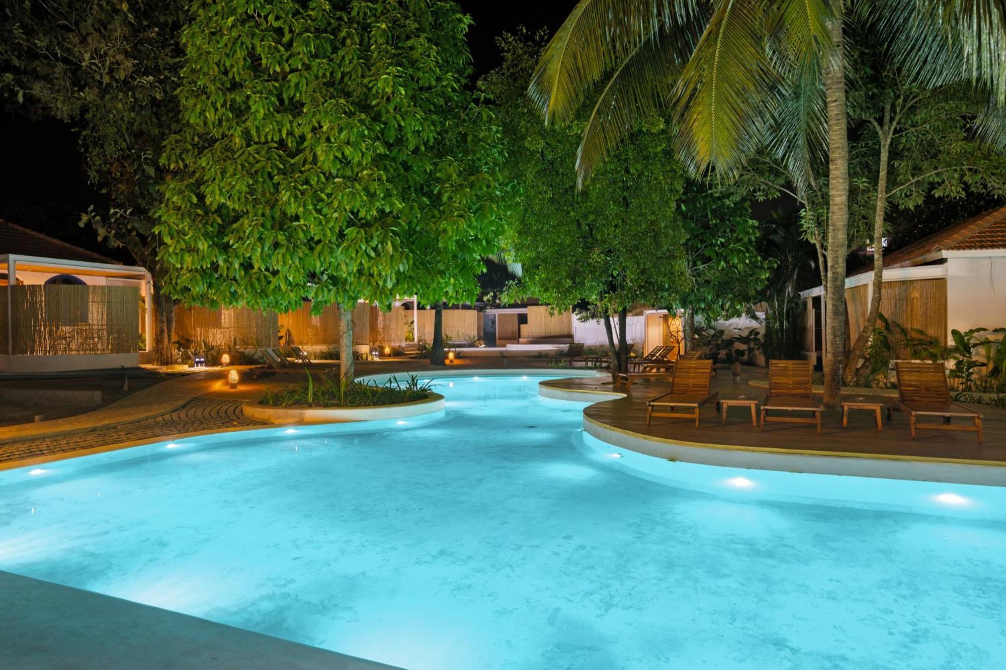 Hotel Azora By Ayatana, Goa Morjim Exterior foto