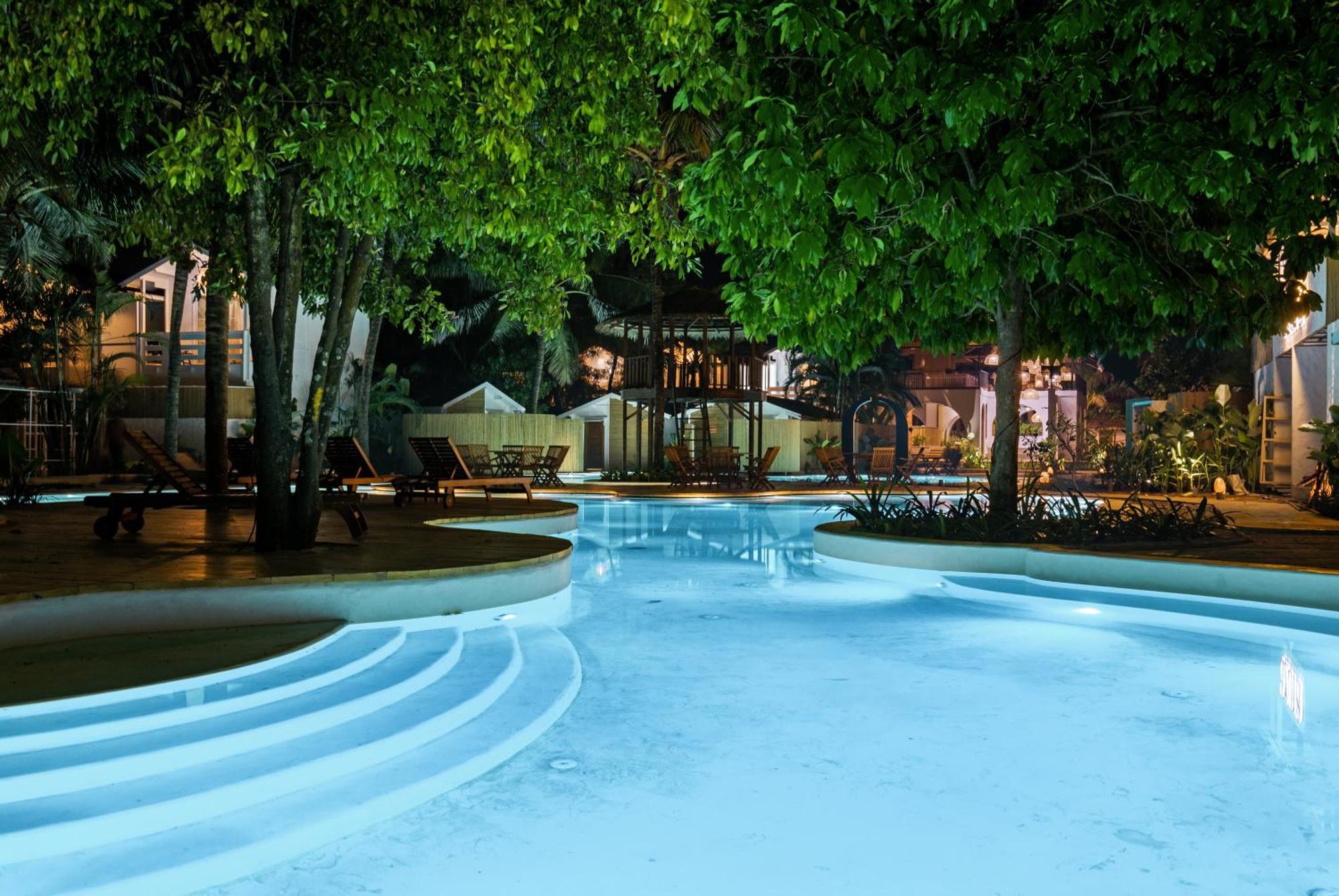 Hotel Azora By Ayatana, Goa Morjim Exterior foto
