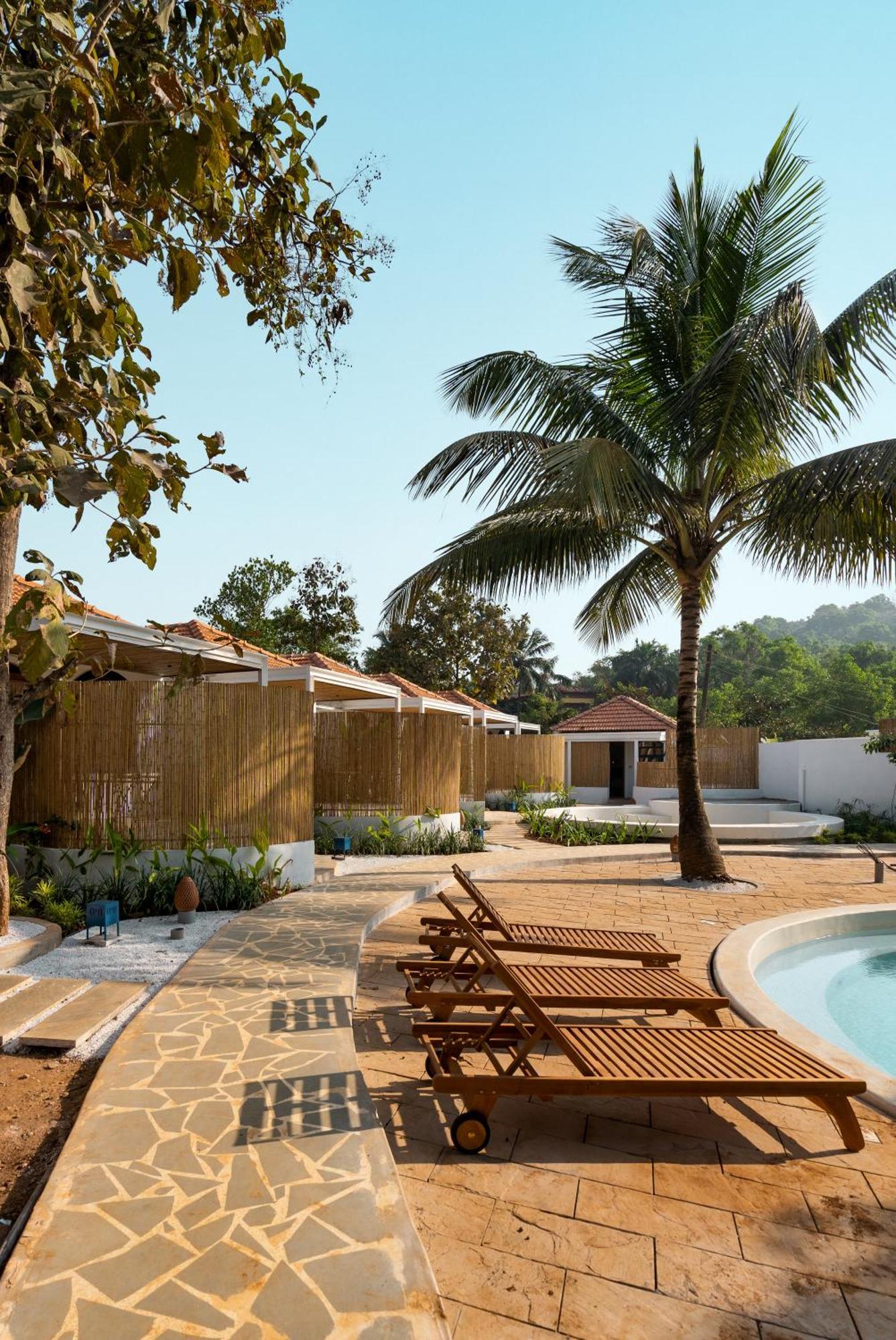 Hotel Azora By Ayatana, Goa Morjim Exterior foto